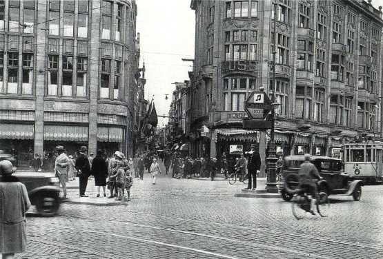 in kijk spuistraat 1925